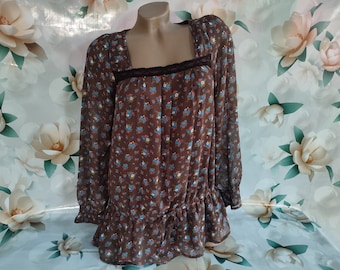 90s Vintage Floral Blouse: Brown Boho Oversized Top (M-L)