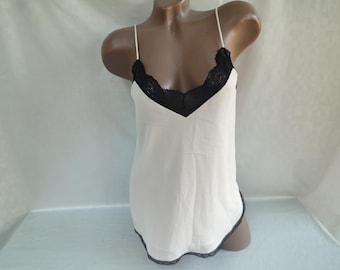 90s Vintage Womens White Black Lace Border V-neck Tank Top. Size S.