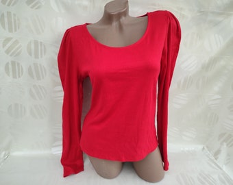 90s Vintage Women's Raspberry Ribbed Top/Tee Long Sleeve. Size M-L.