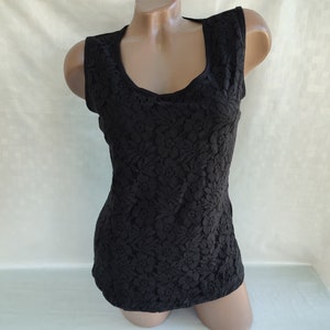 90s Vintage Women Black Lace Top/Tank Top. Size S-M.