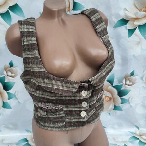 90s Vintage women&#39;s wool beige brown plaid boho cropped vest open neck. Size M-L.