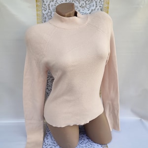 90er Vintage Damen Creme Pullover Rollkragen Gerippt Langarm. Größe M-L.