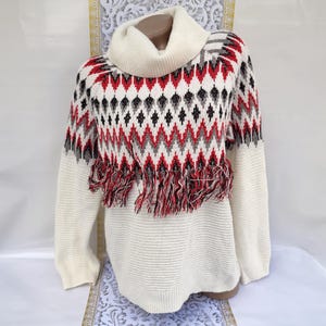 90s Vintage Womens White Red Geometric Sweater/Turtleneck Fringed. Size M-L.
