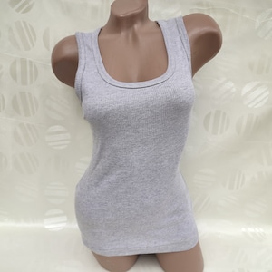 90s Vintage Womens Gray Ribbed Tank Top/Tank Top. Size M.