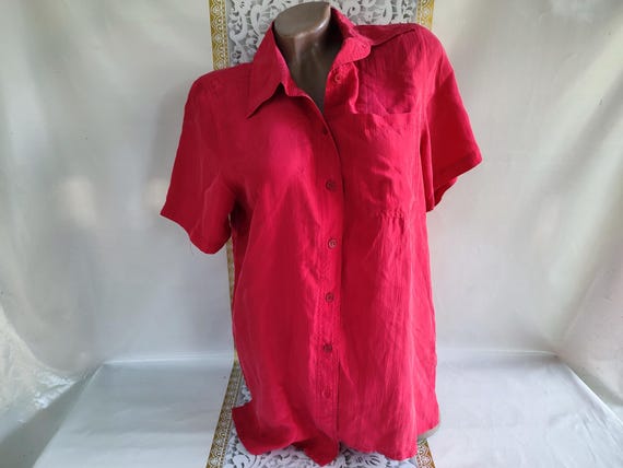 90s Vintage Silk Women's Red Blouse/Shirt Short Sleeve. Size M.