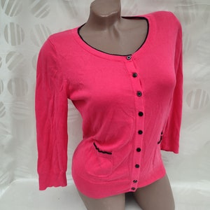 90s Vintage Womens Pink Button Top/Tee With Pockets Half Sleeve. Size S-M.