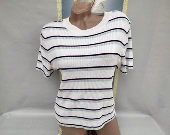 90s Women's White Striped Ribbed Top Short Sleeve. Size L.