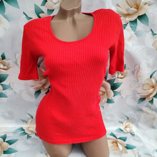 Top de manga corta de canalé rojo de mujer Vintage de los años 90. Talla S-M.