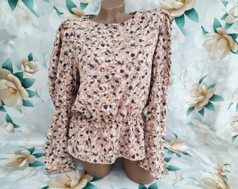 90s Vintage women's blouse with ruffle abstract print long sleeve. Size S-M.