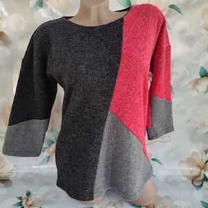 90s Vintage women's color block gray pink pullover sweater oversized. The size M-L.
