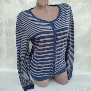 90s Vintage Women Spring Short Blue Gray Striped Cardigan Button Long Sleeve. Size S-M.