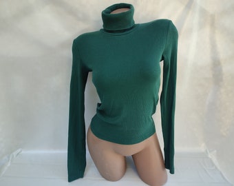 90s Vintage Womens Emerald Green Cropped Ribbed Turtleneck Long Sleeve. Size XS-S.