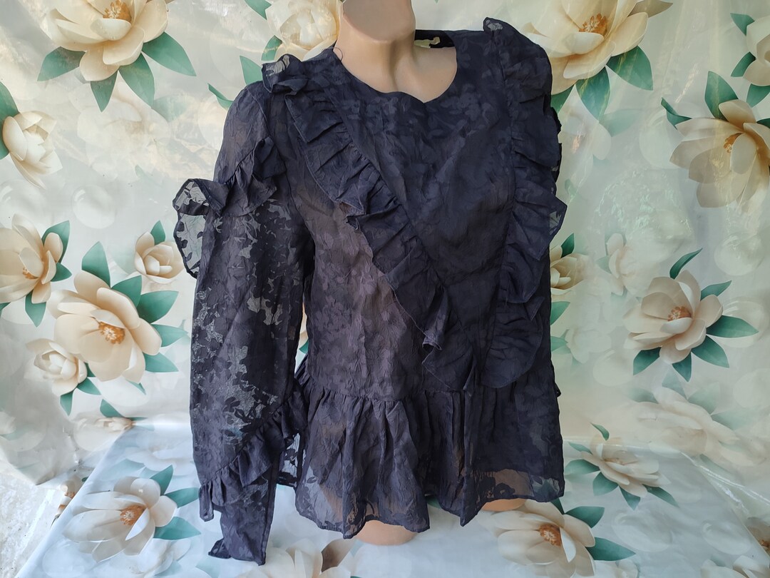 90s Vintage Women's Black Ruffle Long Sleeve Blouse. Size M. - Etsy