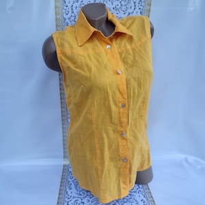 90s Vintage Linen Cotton Women&#39;s Yellow Sleeveless Blouse/Shirt. Size M-L.