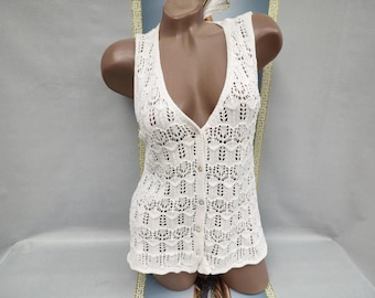 90s Cotton Women's White Knit Buttoned Tank Top V-Neck. Size M.