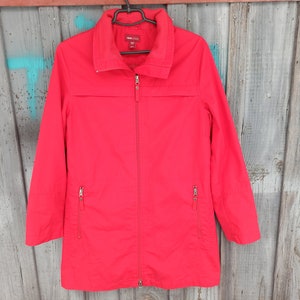 90s Vintage women&#39;s red nylon jacket for spring. Women&#39;s red coat. Size L-XL.