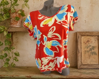90s Vintage Cotton Women Red Floral Top Short Sleeve. Size L-XL.