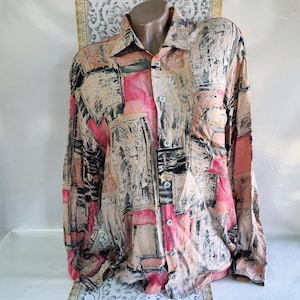 90s Vintage Women&#39;s Pink Abstract Blouse/Shirt Long Sleeve. Size L-XL.