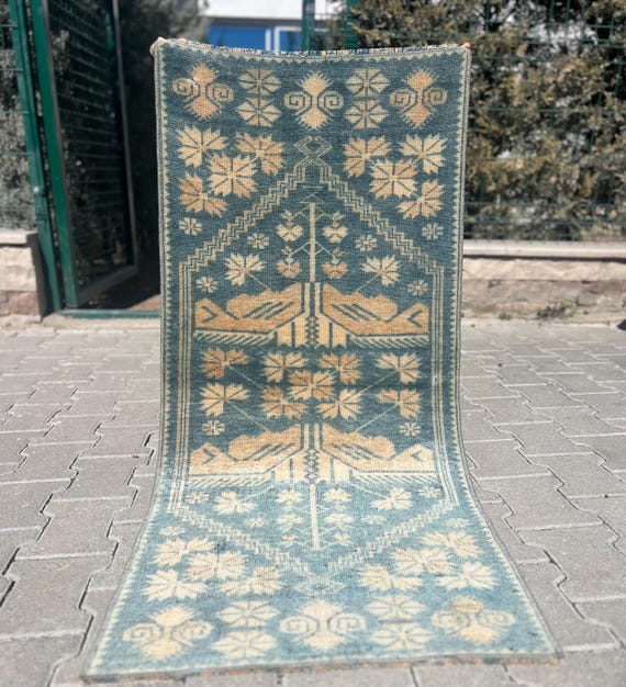 ヴィンテージトルコランナーラグ：手織りウール、インディゴブルーの