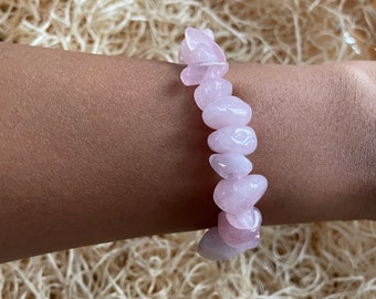 Rose Quartz Bracelet,Crystal Lover,Pink Quartz Crystal,Rose Quartz Chip,Christmas Stocking Filler,Gemstone Bracelet,Chunky Rose Quartz