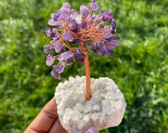 Arbre en cristal d'améthyste, arbre de pierres précieuses, remplissage de bas de Noël - Sculpture d'arbre de vie, ornement spirituel, cadeau idéal pour la pleine conscience et l'harmonie