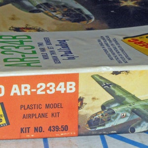 Vintage Lindberg Arado AR-234B German WWII Jet Bomber 172 Model Kit No. 439 MIB image 5