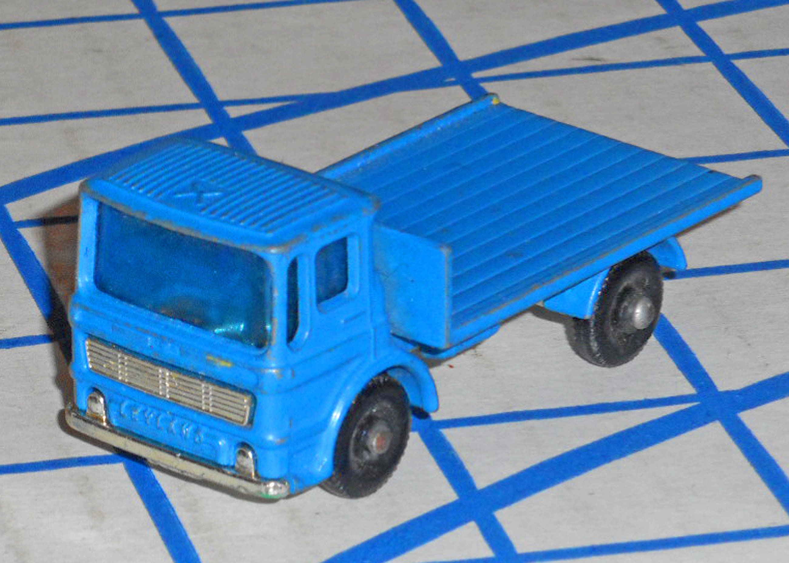 Matchbox site hotsell hut truck