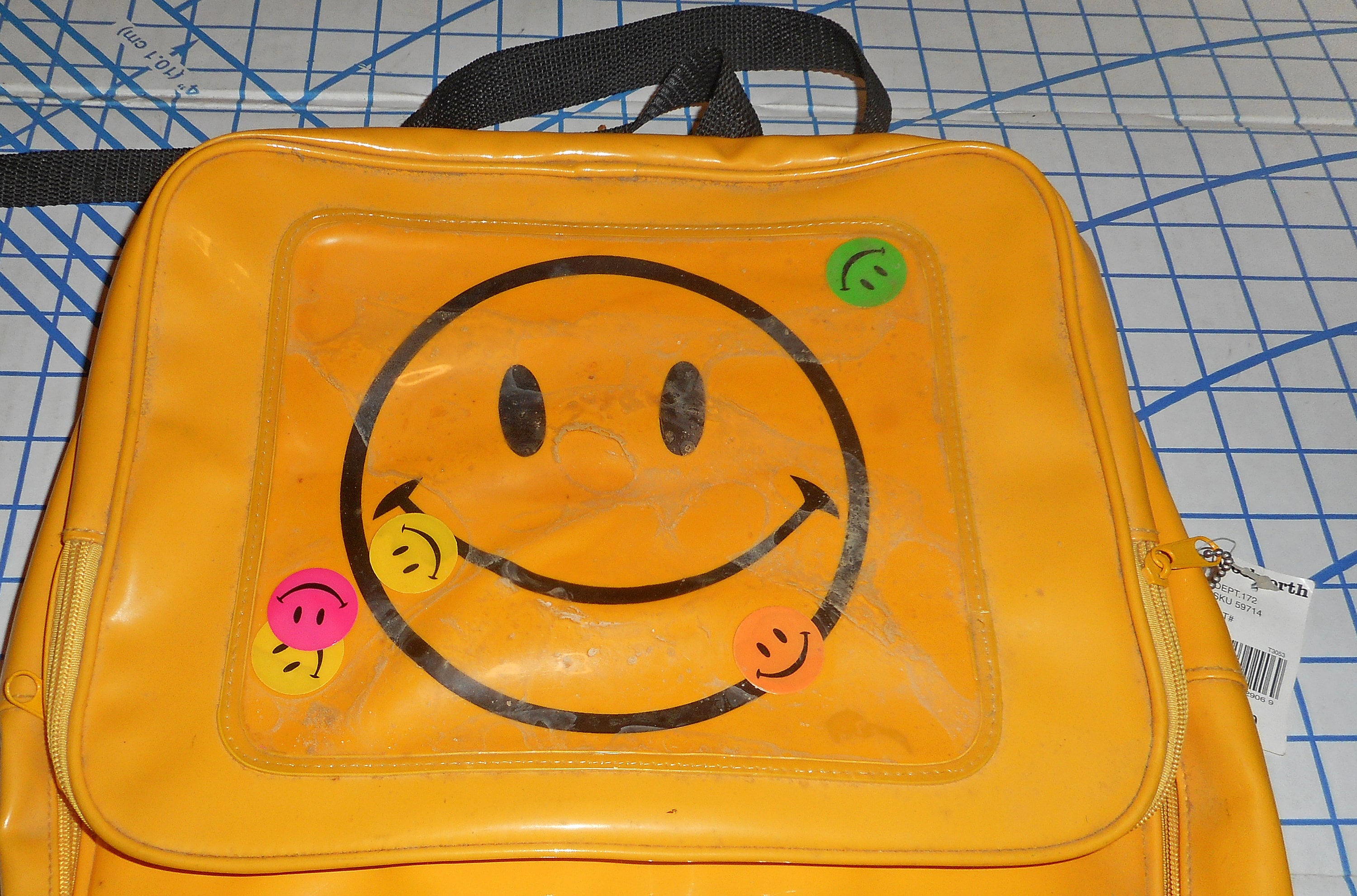 Large Happy Smiley Face T-Shirt Plastic Shopping/Take Out Bags 350 Pcs