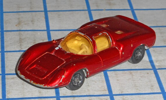 Lesney Matchbox No. 68 Superfast Porsche 910 Die-cast 1:64 Race