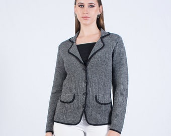 Baby alpaca jacket, herringbone pattern jacket, knitted coat for women, black gray cardigan with buttons, classic handmade jacket, alpaca from Peru