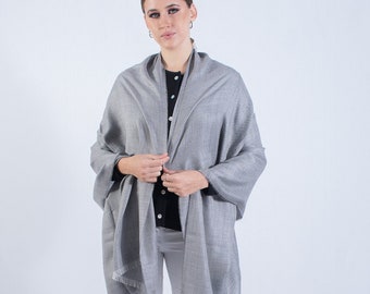 Premium alpaca stole, luxury classic pashmina, shawl for men and women, silver gray, autumn winter, scarf without fringes, soft anti-allergy wrap