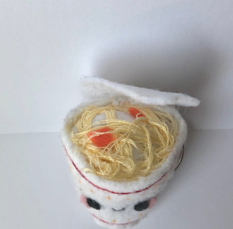 Felt cup noodles keychain Etsy