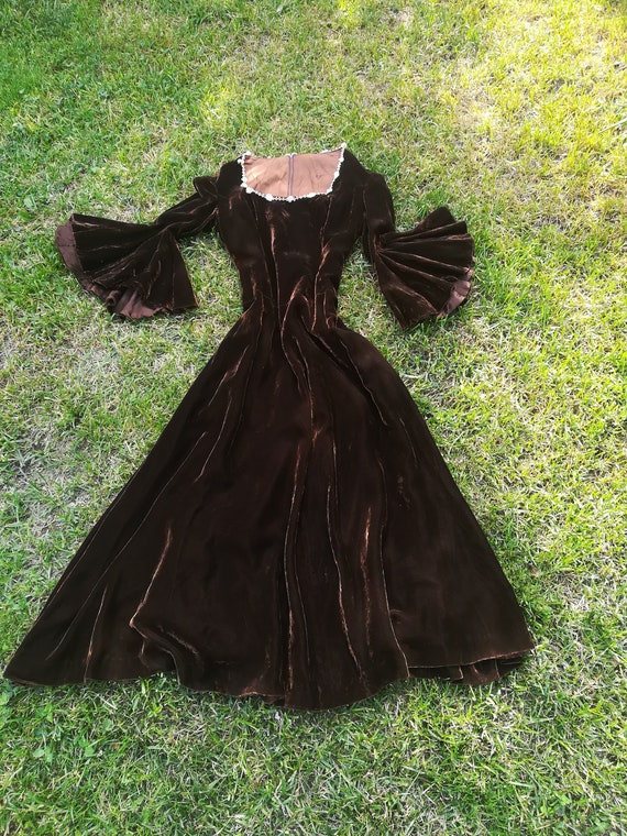 1920s 1930s antique velvet gown dress. Long mediev