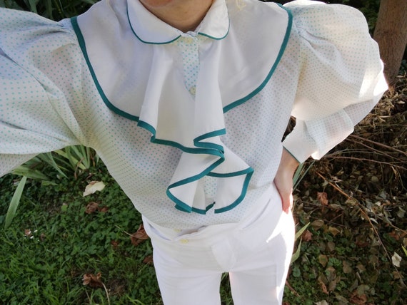 1980s Vintage Blouse Polka Dot White Ruffle Colla
