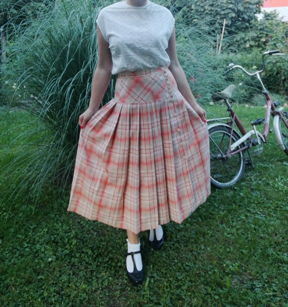 Vintage 1950s 50s 60s pleated plaid skirt 1960s