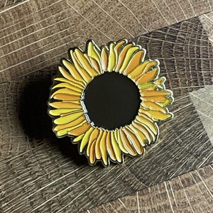B-Grade SUNFLOWER ENAMEL PIN - Small Sunflower Floral Soft Enamel Pin for Bookbags, Backpacks, Pin Collectors