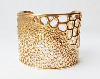 Finalista del Premio 2022 Pulsera de Manguito de Oro, Brazalete de Oro declaración, Brazalete de Manguito de Oro, Brazalete de Manguito Abierto, Puños de Oro, Patrón de Coral Oceánico