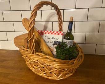 Einzigartiger Vintage französischer Picknickkorb