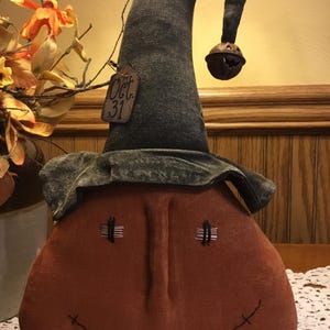 Primitive pumpkin hanger, primitive pumpkin decor, primitive Halloween decor, handmade primitive pumpkin, handmade Halloween decor