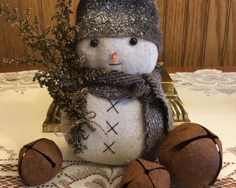 Handmade Primitive Snowman, Farmhouse Christmas Decor, 6"