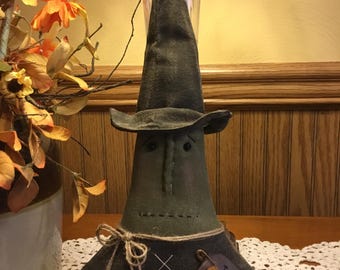 Primitive witch decor, primitive Halloween decor, prim handmade witch decor, handmade witch, primitive fall decor, green faced witch