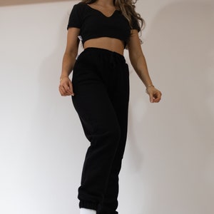 Black Ribbed Crop Top Short Sleeve