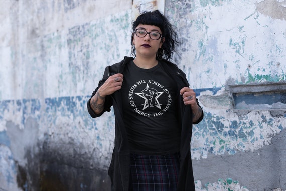 Sisters of Mercy Post Punk 80s Retro T-shirt - Etsy Sisters of Mercy Post Punk 80s Retro T-shirt - Etsy