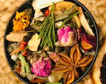 Yule Herbal Incense Blend, Winter Solstice Altar Cleansing, Christmas Potpourri, Holiday Gift, winter Simmer pot Blend, Home Fragrance, gift