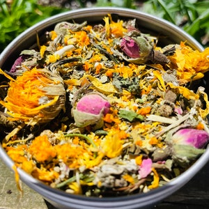 Ekologisk örtteblandning för sommaren, Litha Midsommar-iste, Solbryggt te, Picknickfestpresenter, Trädgårdsfestdrycker, Naturlig cocktailmix