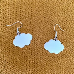 ■VINTAGE HOLLYWOOD■ Petit Cloud Earrings VH2336EA002B Cloud Earrings, Minimalistic Cloud & Pearl Earrings, Natural