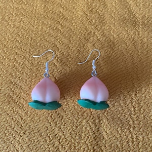 Peach Butt Earrings || Weird Earrings || Lesbian Earrings