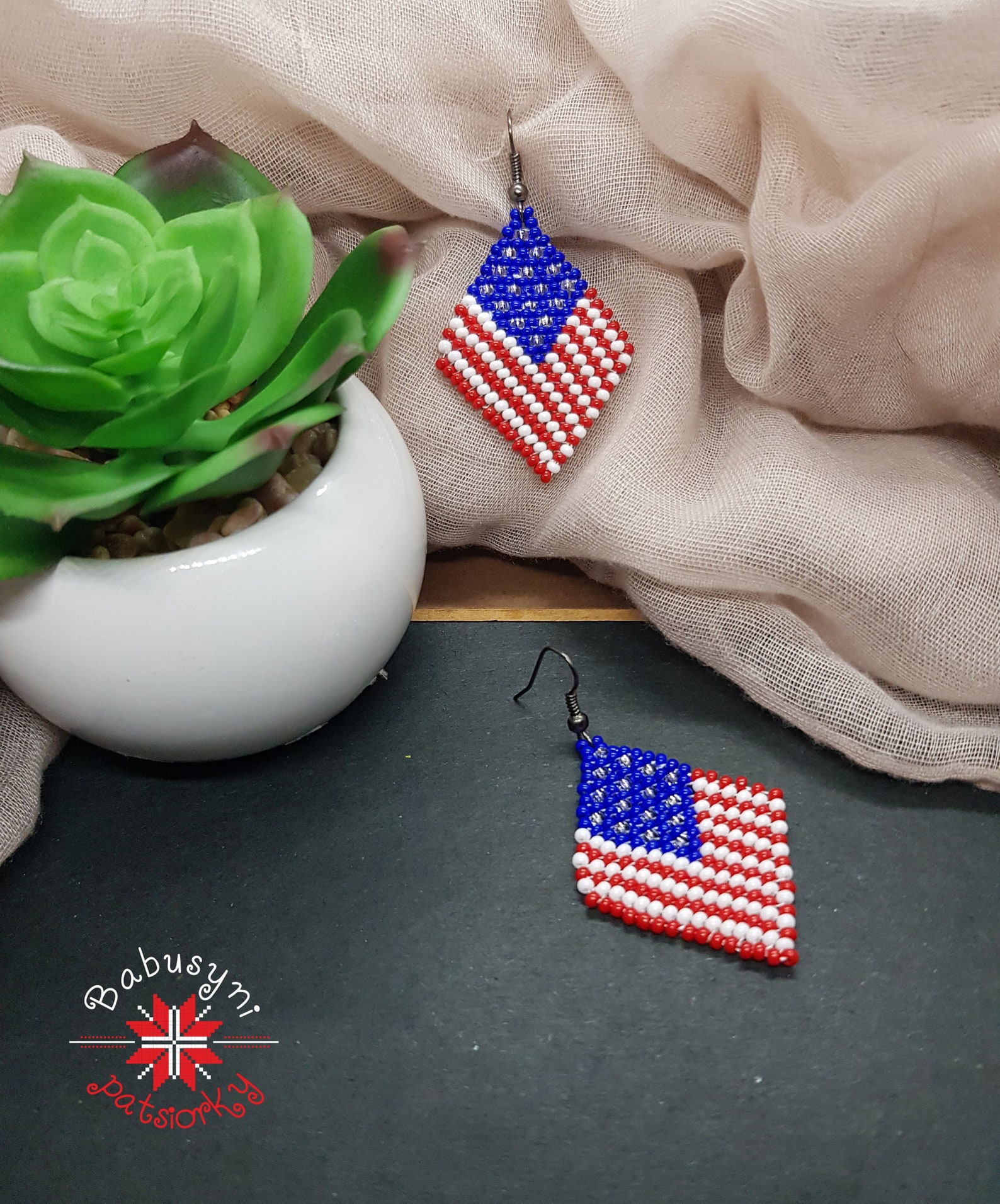 American Flag earrings Patriotic beaded earrings 4th of July  Etsy