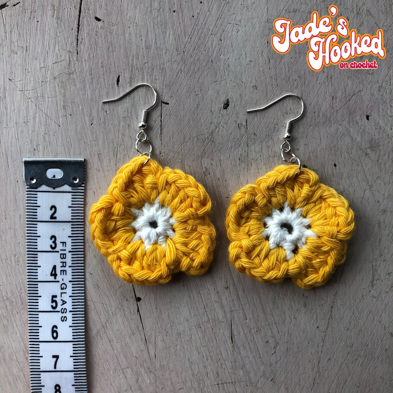 Crochet Small Festival Matching Flower Gift for Her Slow Fashion Daisy Drop Crochet Earrings Hippy Silver Plated Hooks, Boho