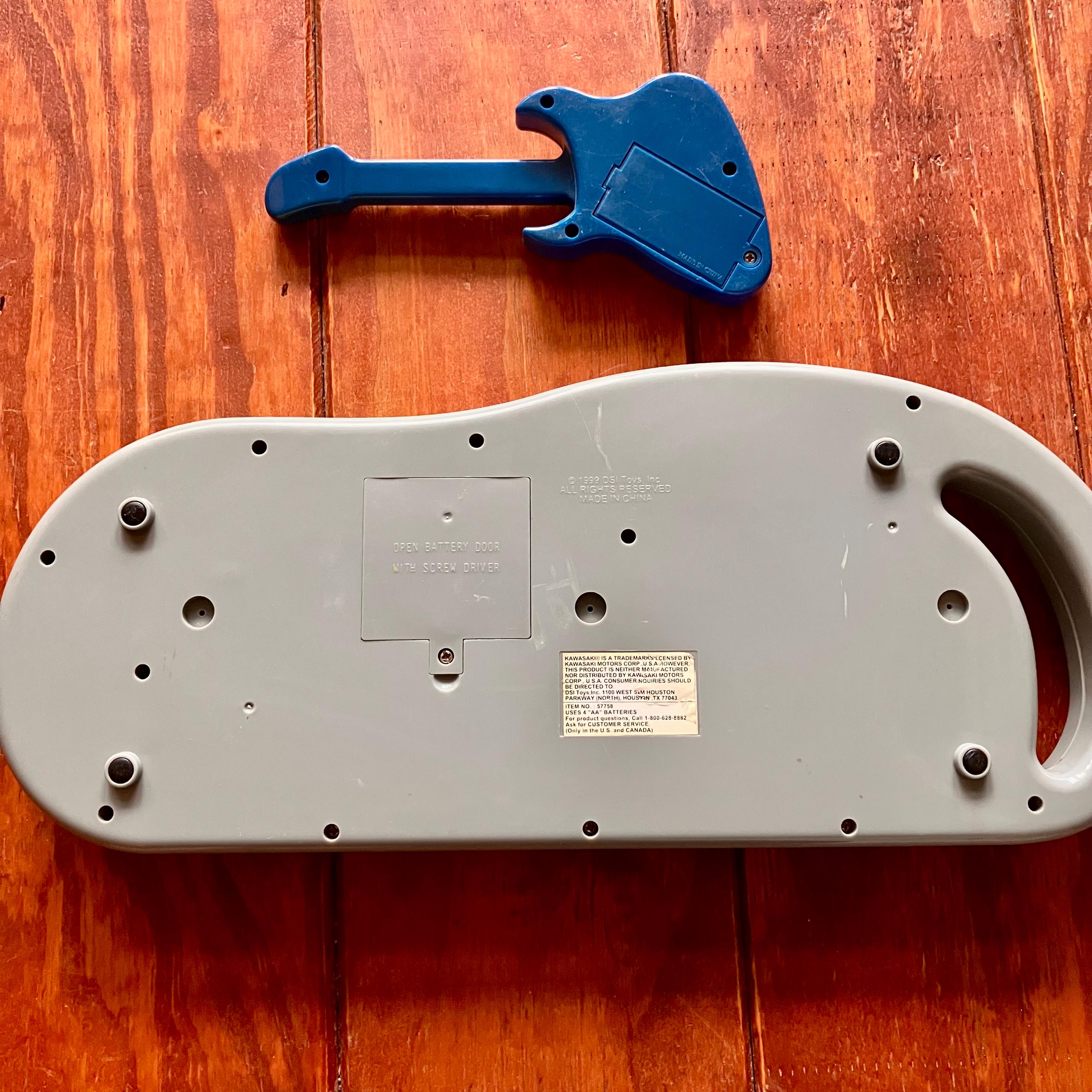 カホン　moukey KAWASAKI Musical Synthesizer With Percussion Pads and